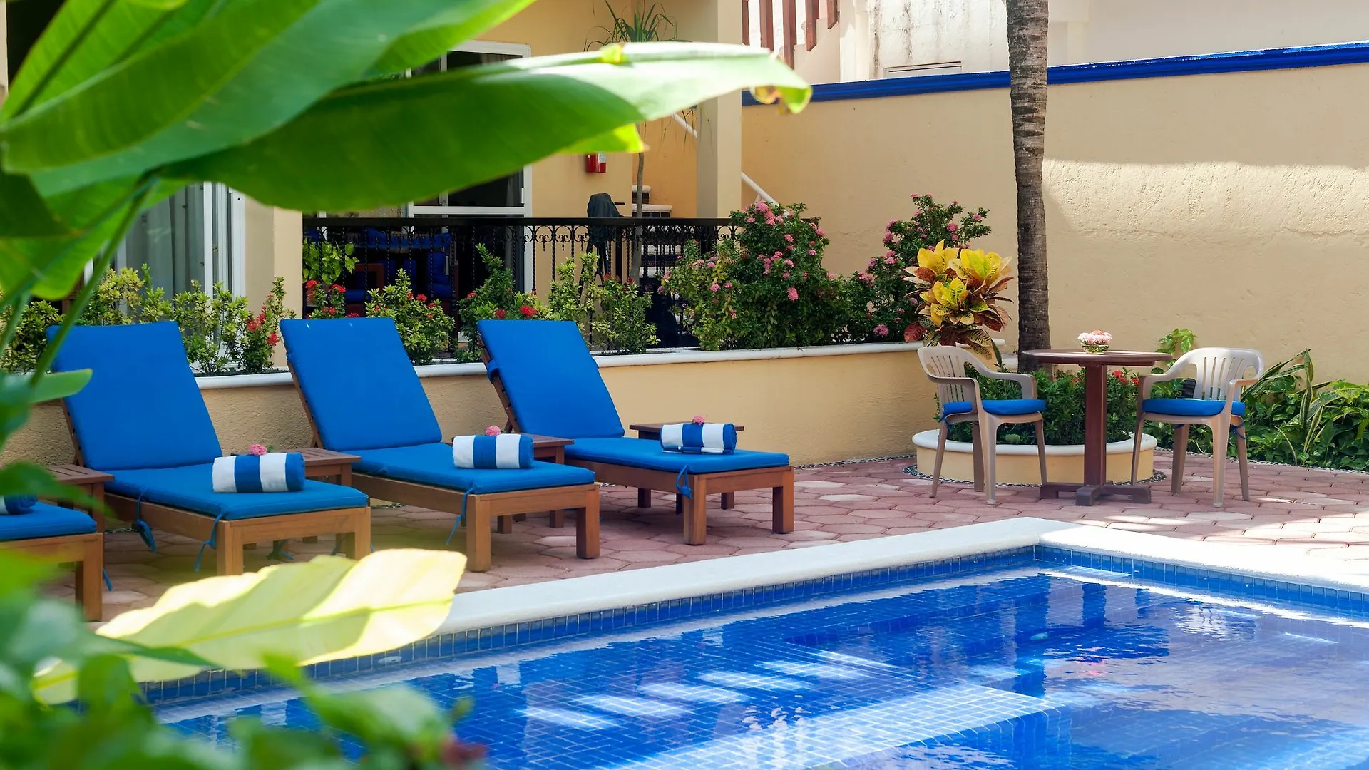 Abbey Del Sol Aparthotel Puerto Morelos